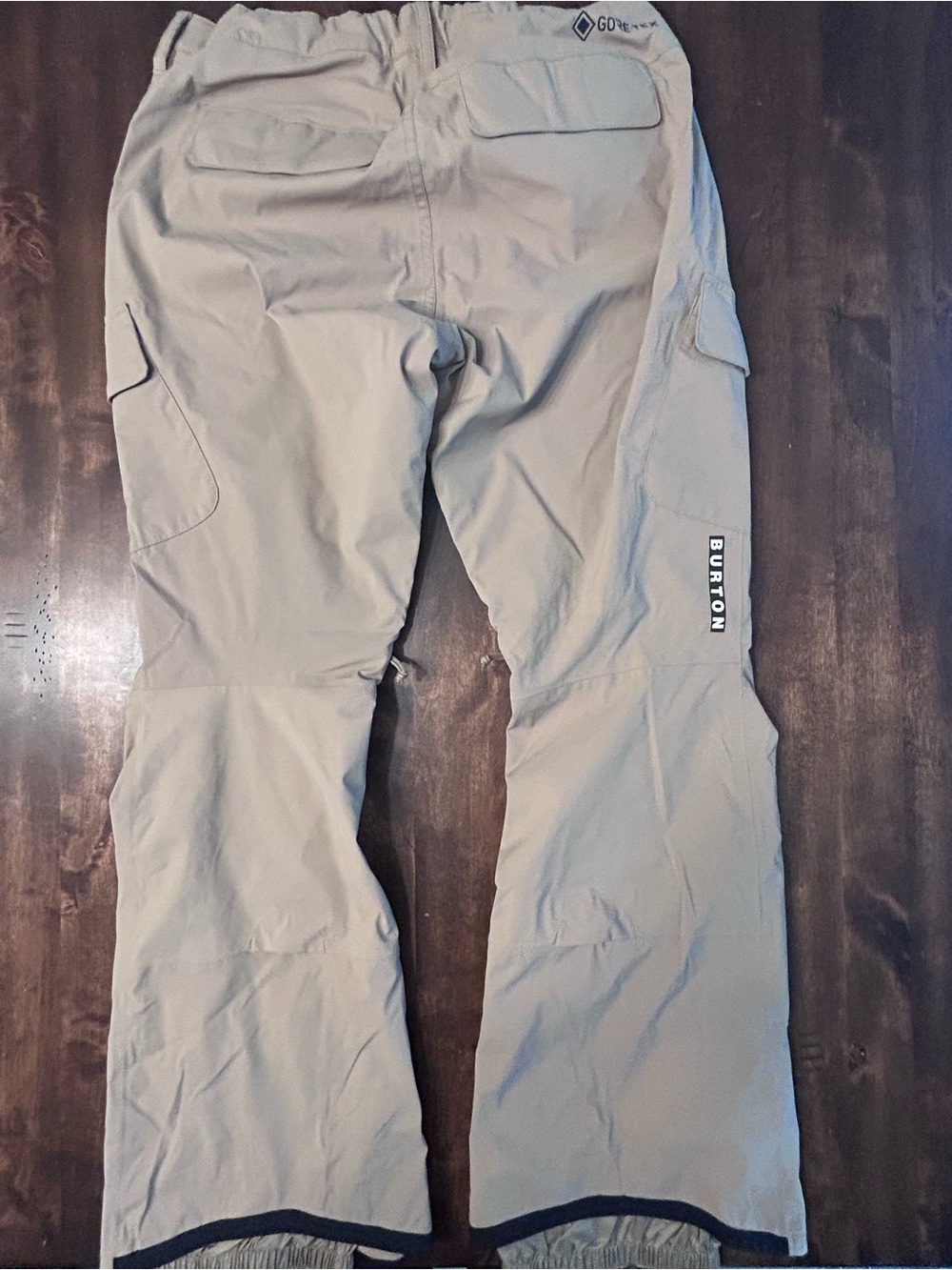 Burton Women’s Gloria Gore Tex 2L Snowboard Ski Snow Pants Tan Medium Short